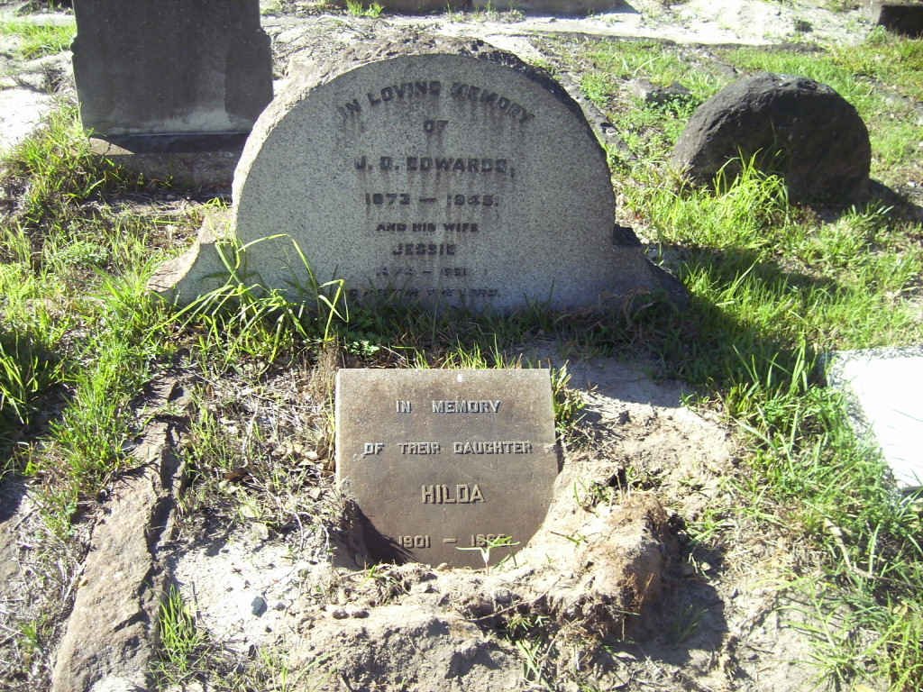 EDWARDS J.D. 1873-1945 &amp; Jessie 1874-1951 ::  ? Hilda 1901-1965