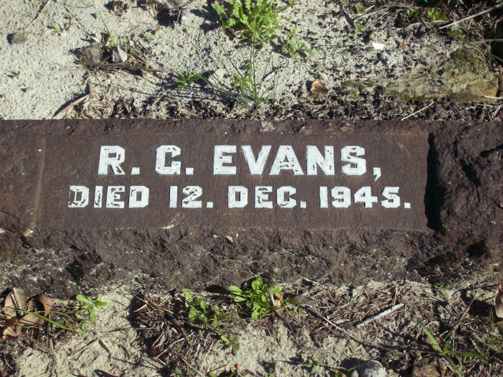 EVANS R.G.  -1945