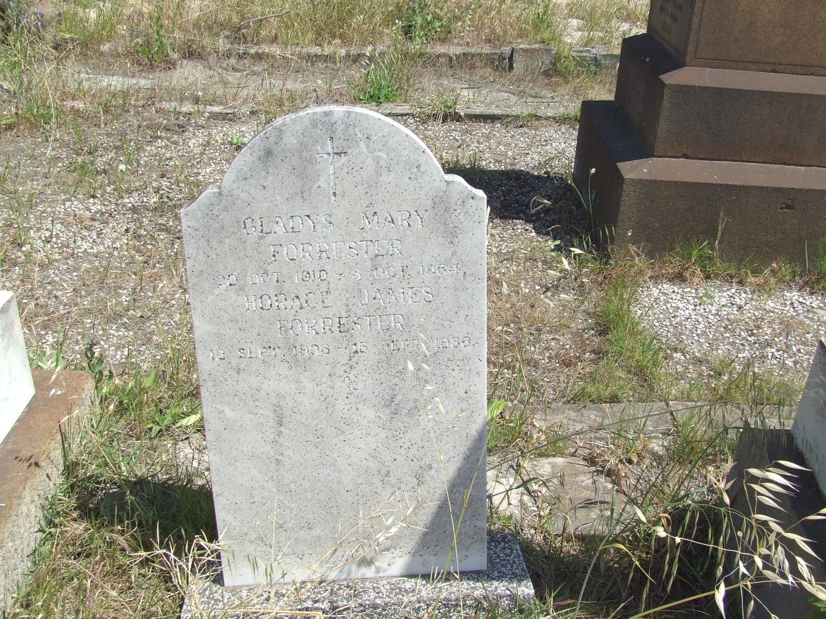 FORRESTER Horace James 1908-1986 &amp; Gladys Mary 1910-1984