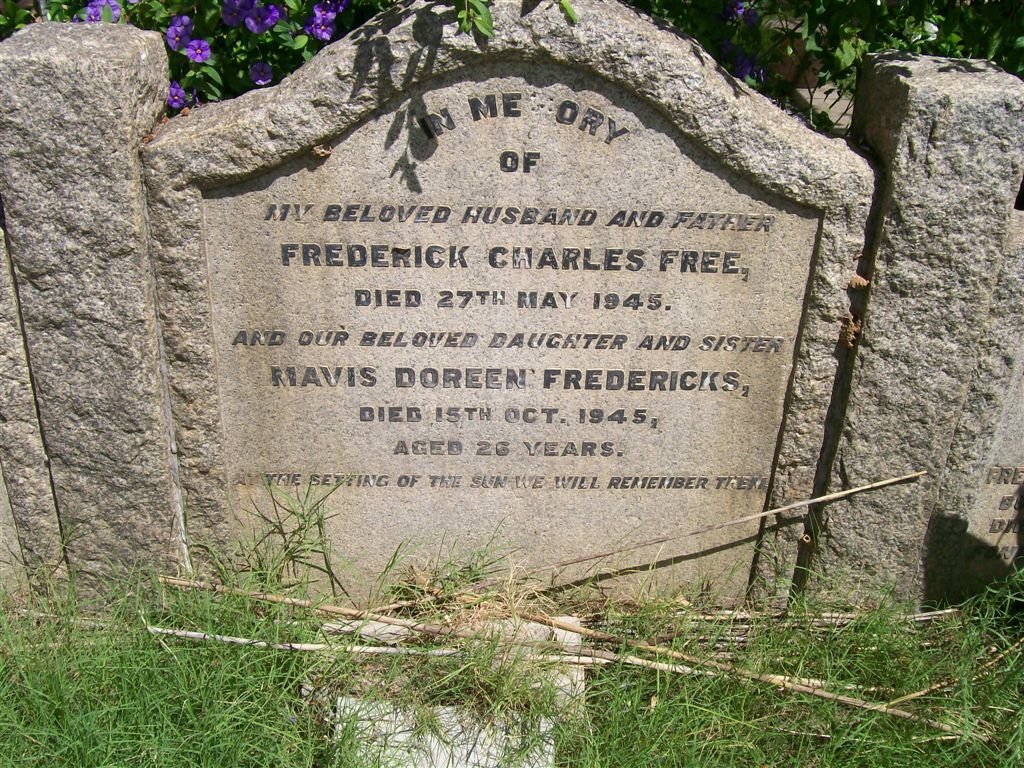 FREE Frederick Charles -1945 :: FREDERICKS Mavis Doreen -1945