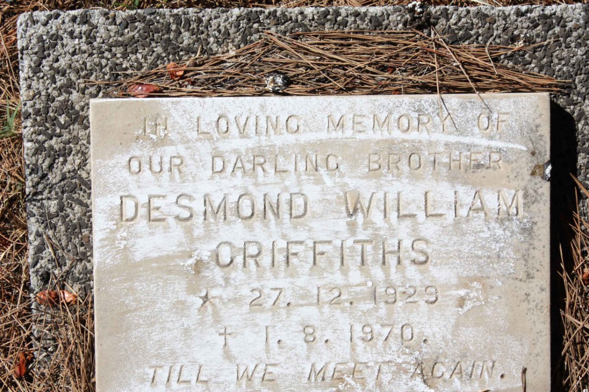 GRIFFITHS Desmond William 1929-1970