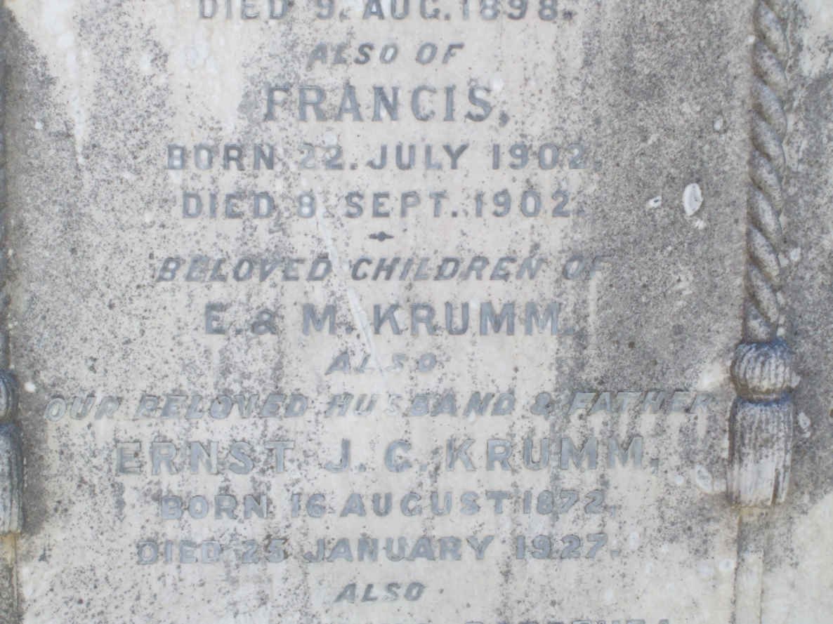 KRUMM Ernst J.G. 1872-1927 :: KRUMM Francis 1902-1902