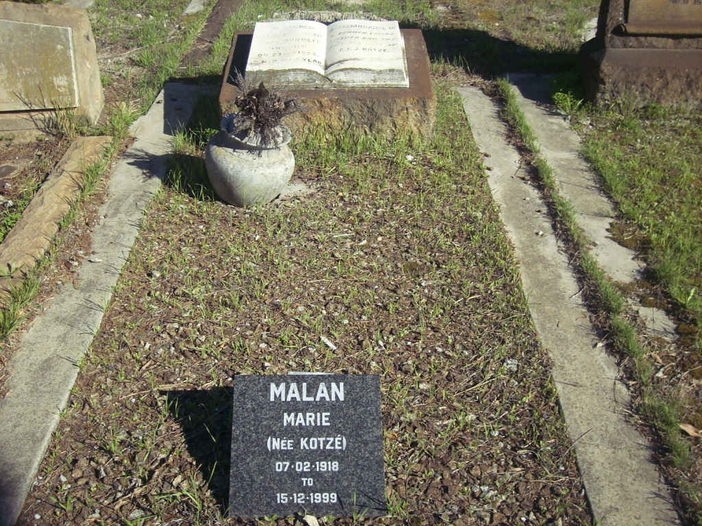 KOTZE E.M. nee BURNETT  -1934 :: MALAN Marie nee KOTZE 1918-1999