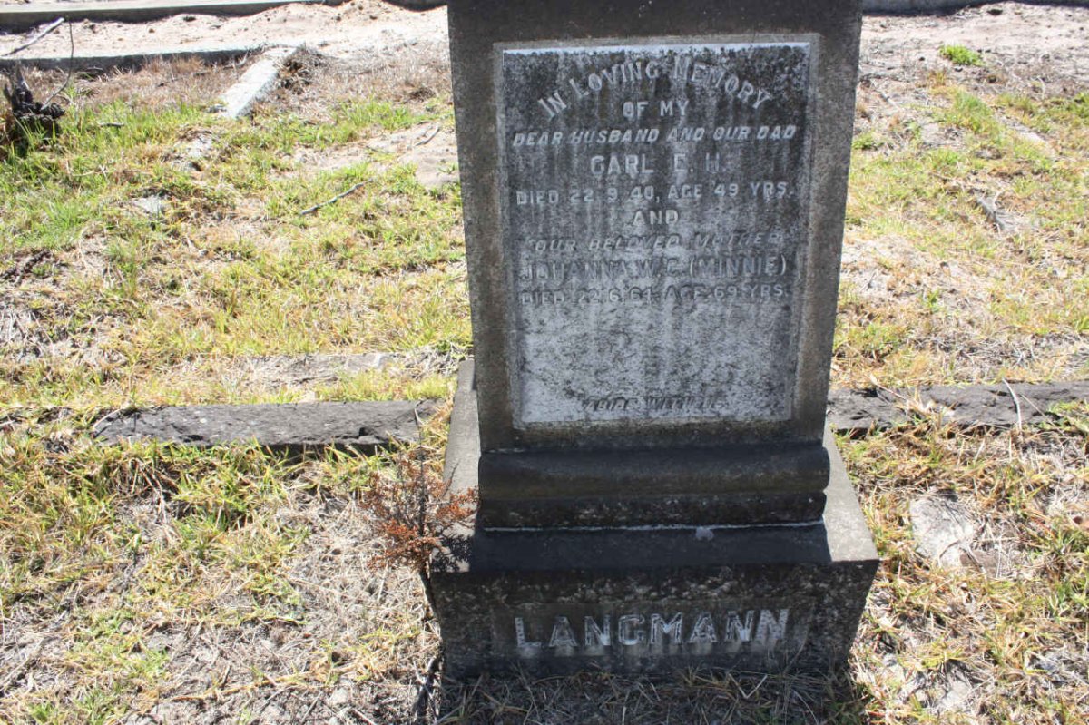 LANGMANN Carl E.H. -??40 &amp; Johanna W.C. -??64
