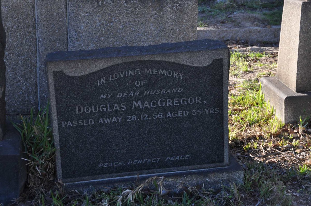MacGREGOR Douglas -1956