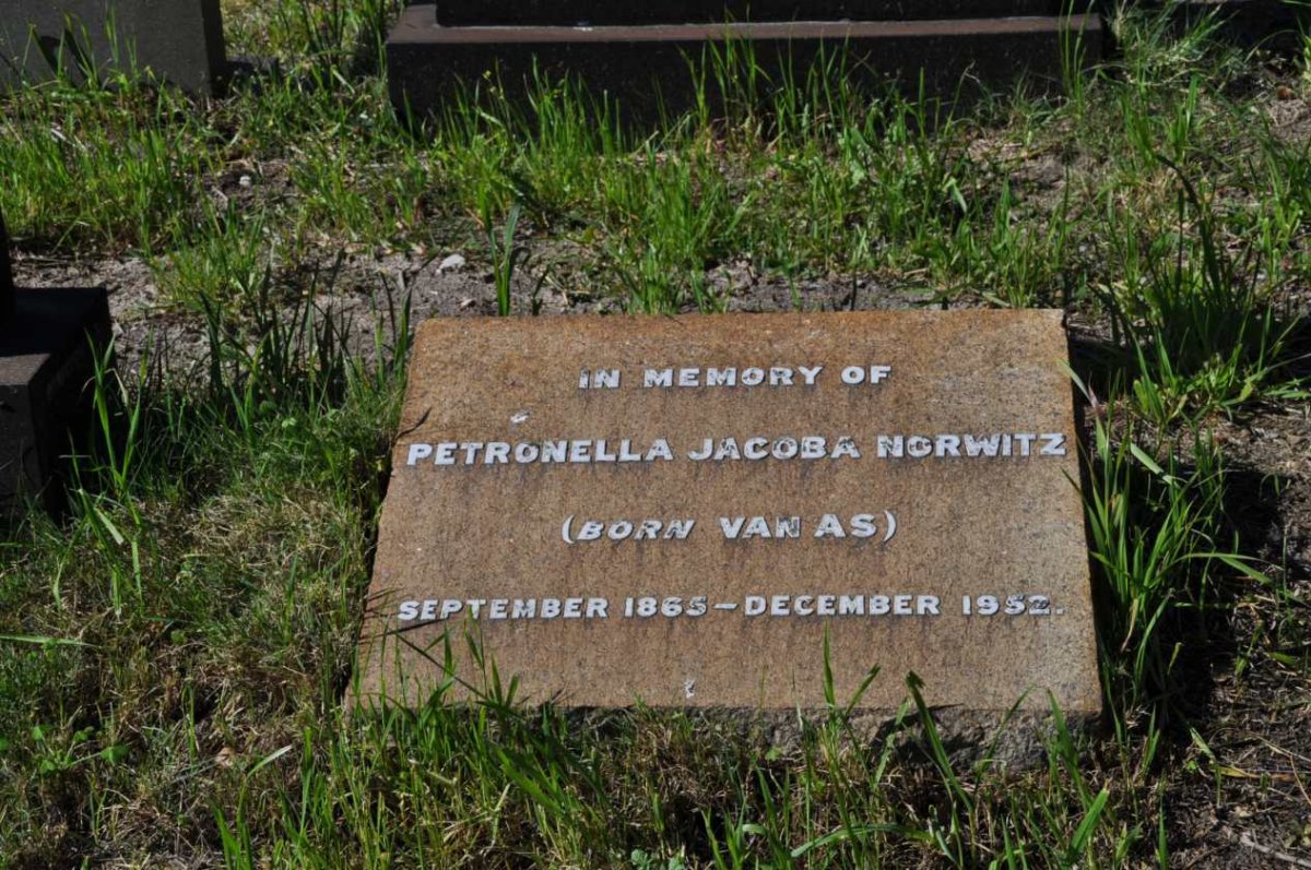 NORWITZ Petronella Jacoba nee VAN AS 1865-1952