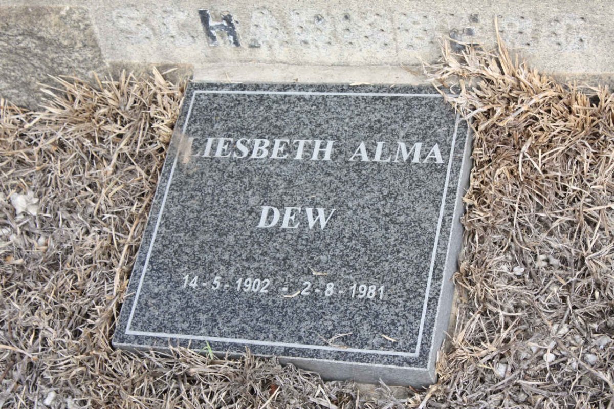 DEW Liesbeth Alma nee SCHARMBERG 1902-1981