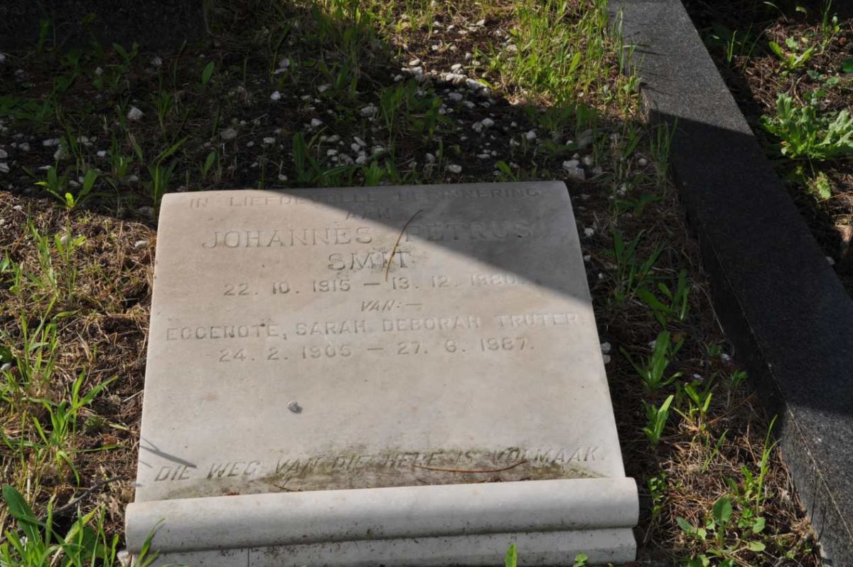 SMIT Johannes Petrus 1915-1980 &amp; Sarah Deborah TRUTER 1905-1987