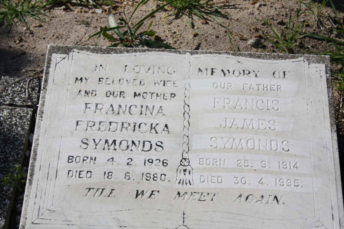 SYMONDS Francis James 1914-1995 &amp; Francina Fredricka 1926-1980