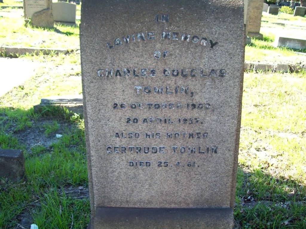 TOMLIN Charles Douglas 1900-19?? &amp; Gertrude -1961