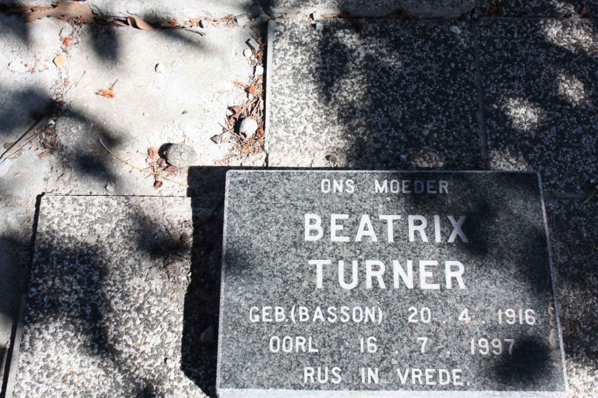 TURNER Beatrix nee BASSON 1916-1997