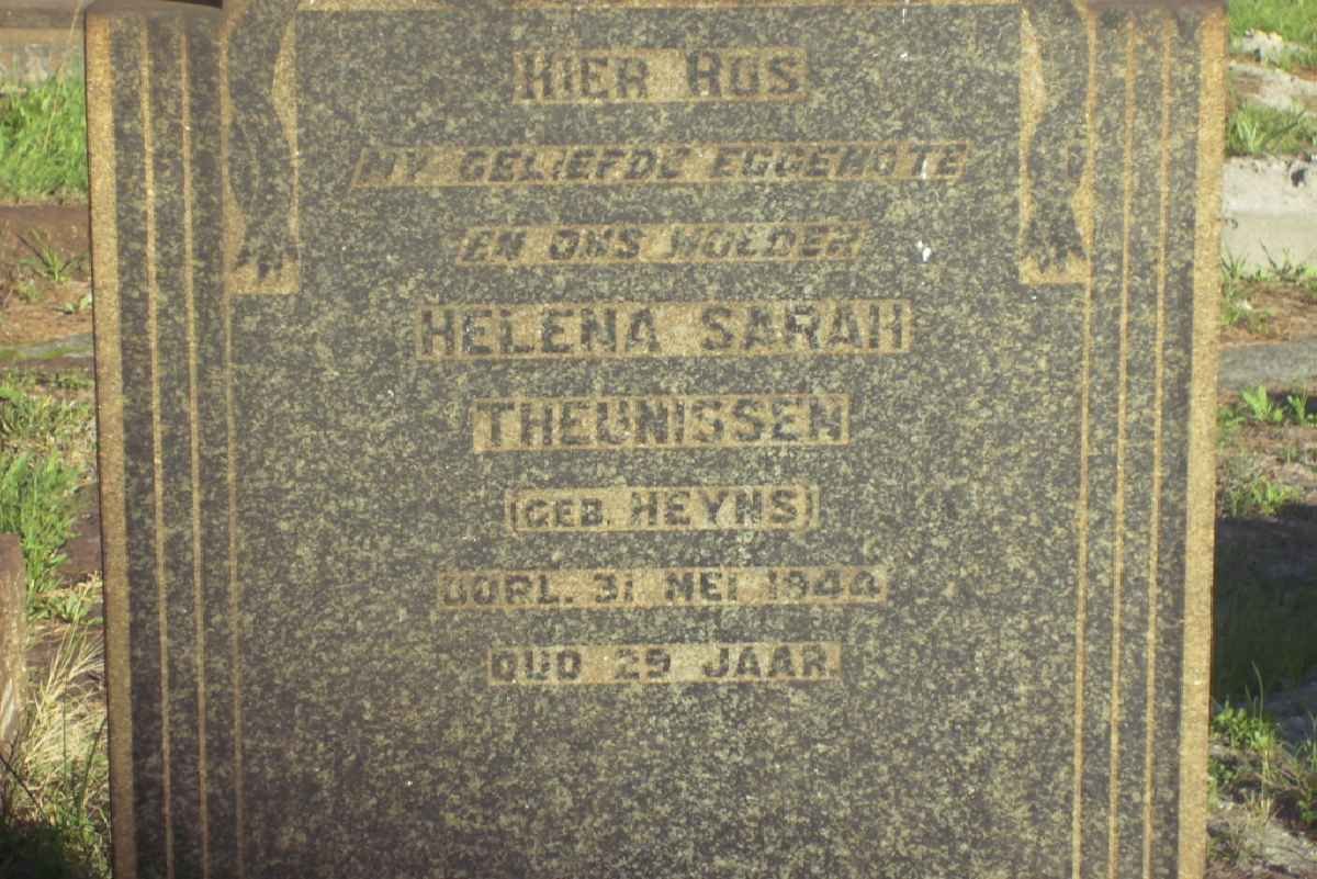 THEUNISSEN Helena Sarah nee HEYNS -1944