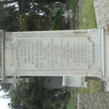 VEENENDAAL Willem 18??-1930 &amp; Gertruida J.C. DANIELS 1864-1933