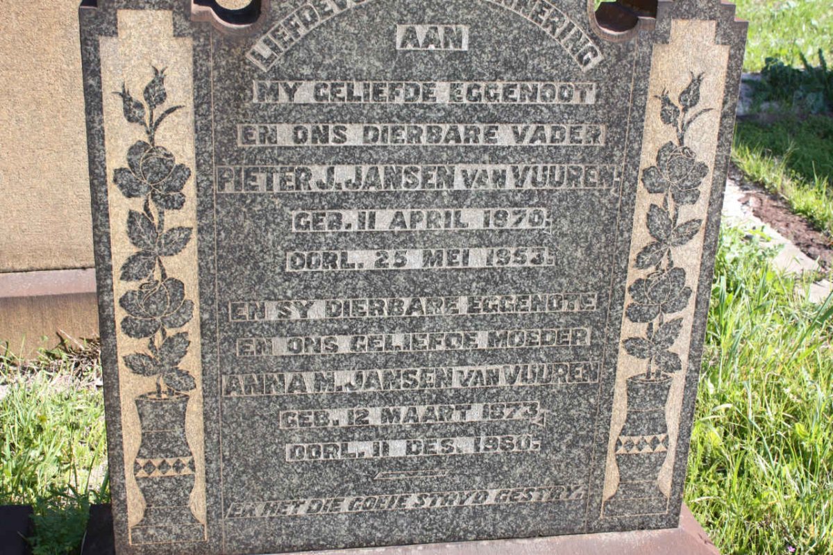 VUUREN Pieter J., Jansen van 1870-1953 &amp; Anna M. 1873-1960