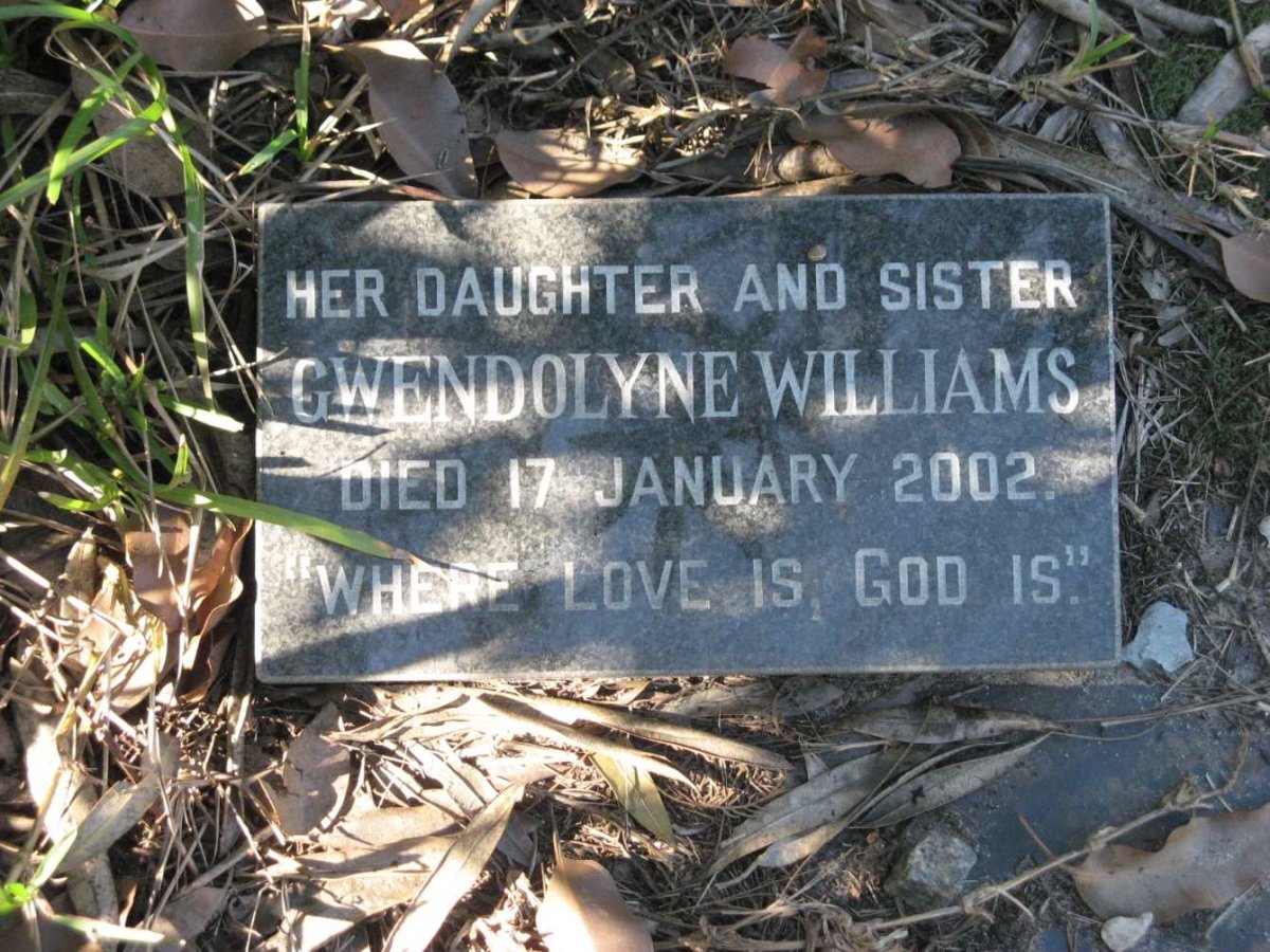 WILLIAMS Gwendolyne -2002