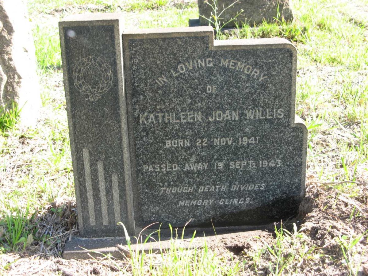 WILLIS Kathleen Joan 1941-1943