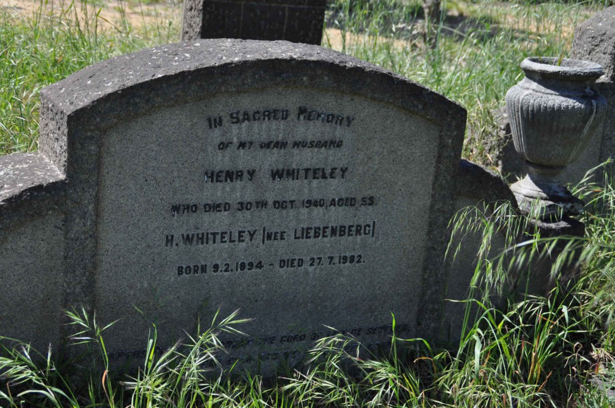 WHITELEY Henry -1940 &amp; H. LIEBENBERG 1894-1982