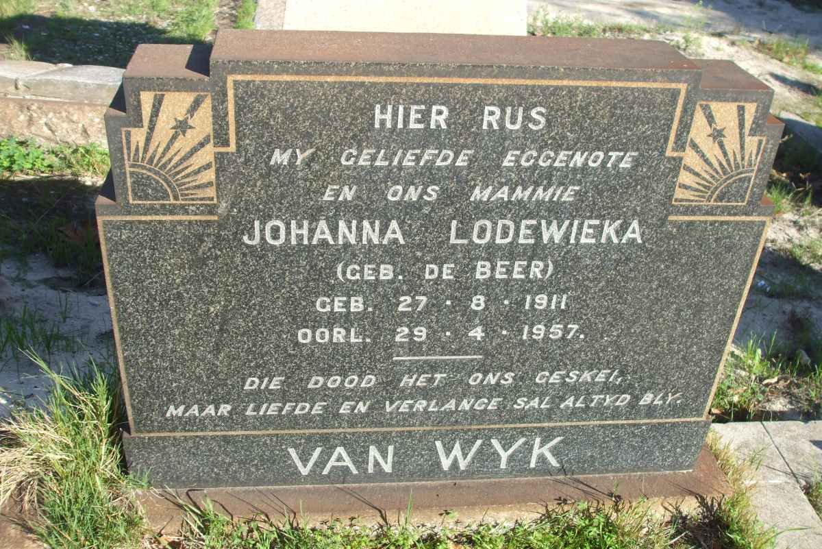 WYK Johanna Lodewieka, van nee DE BEER 1911-1957