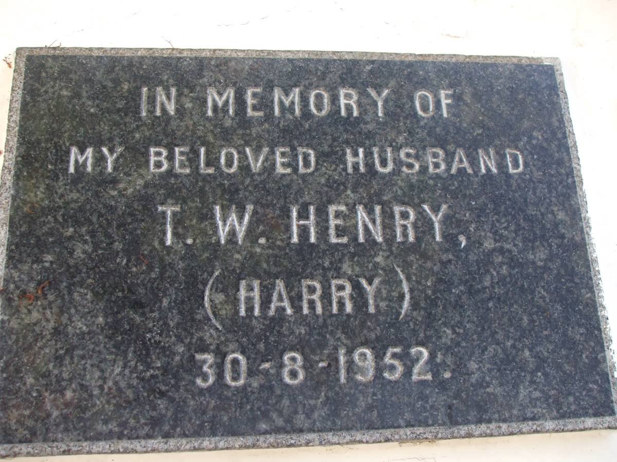 HENRY T.W. -1952