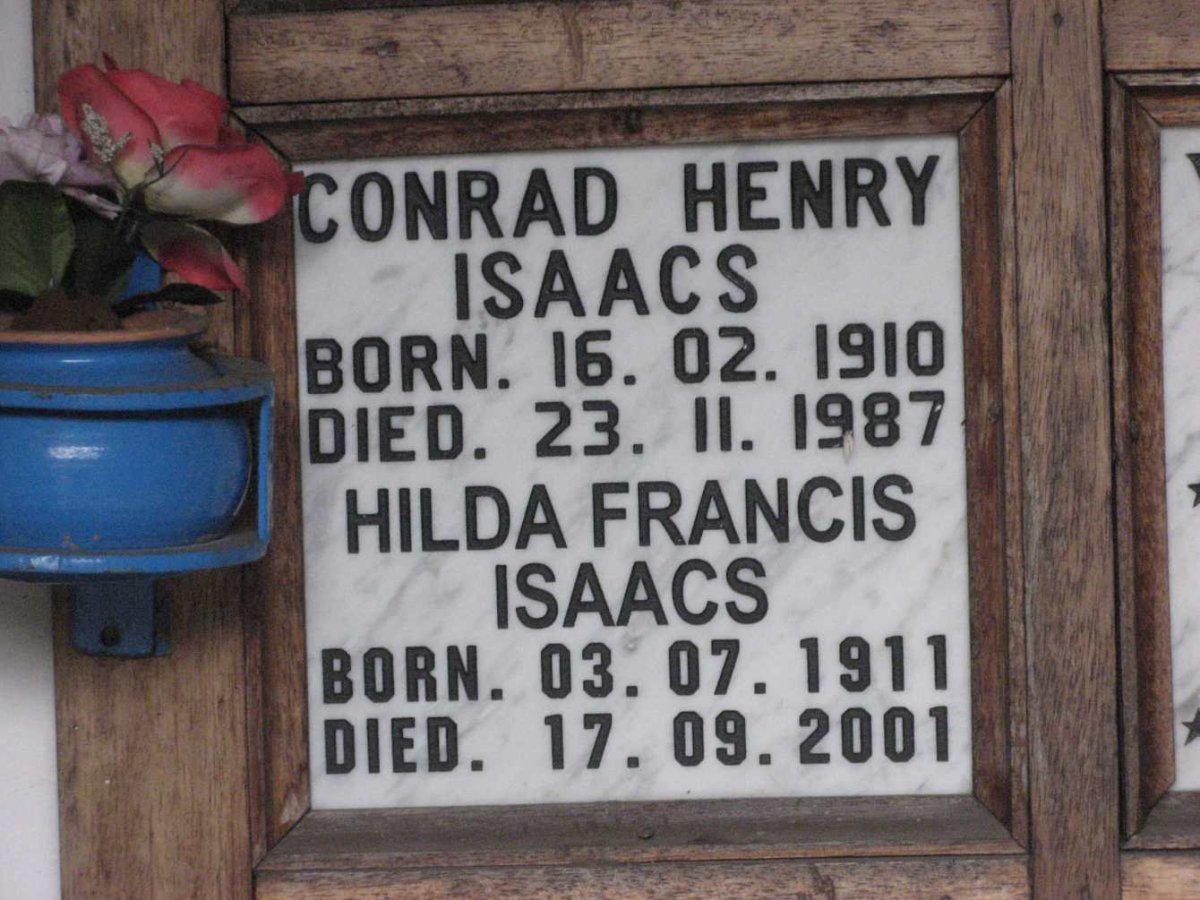 ISAACS Conrad Henry 1910-1987 &amp; Hilda Francis 1911-2001