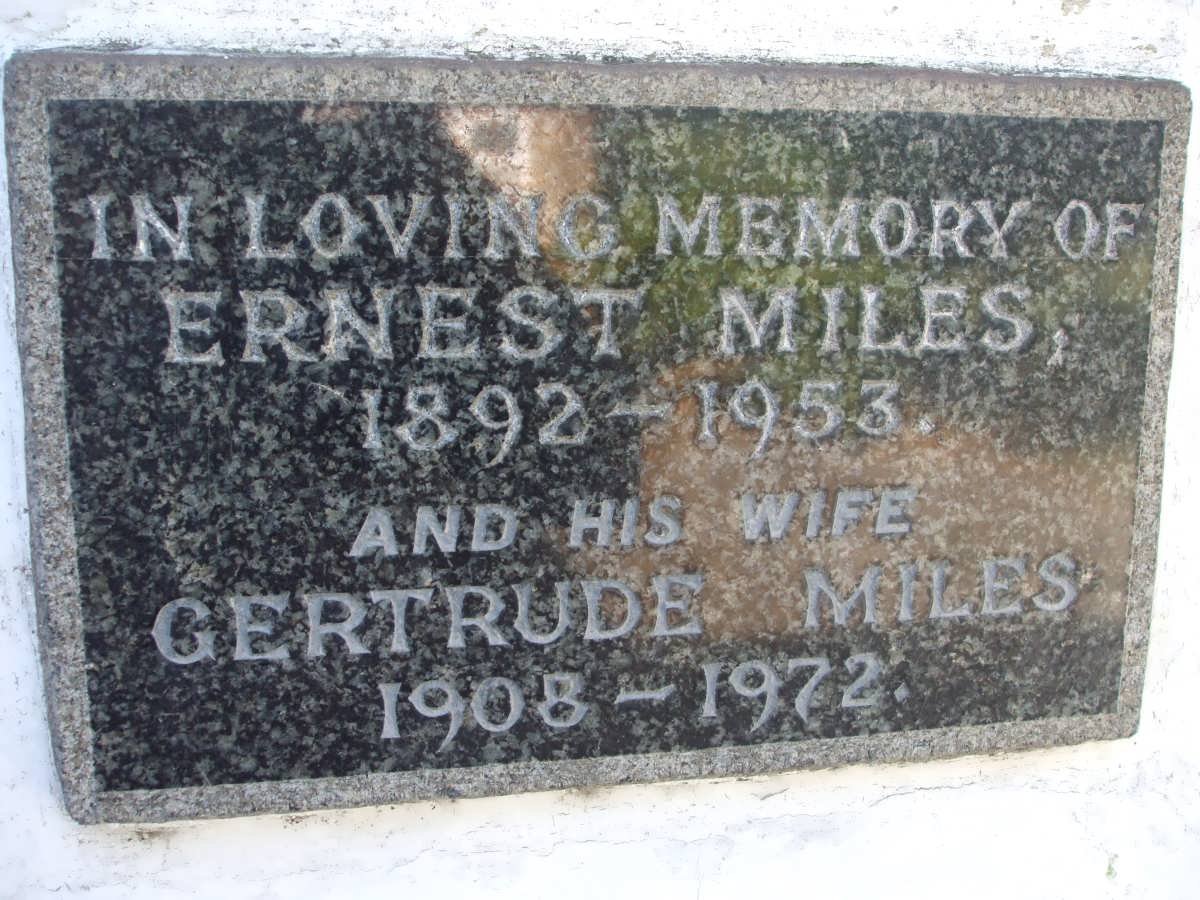 MILES Ernest 1892-1953 &amp; Gertrude 1908-1972