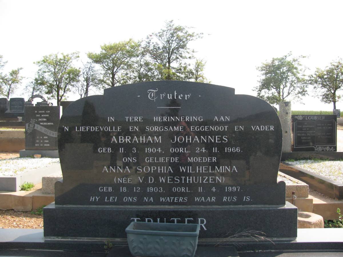 TRUTER Abraham Johannes 1904-1966 &amp; Anna Sophia Wilhelmina V.D. WESTHUIZEN 1903-1997
