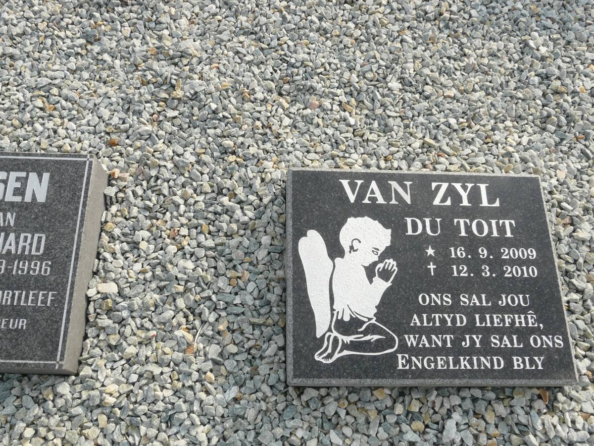 ZYL Du Toit, van 2009-2010