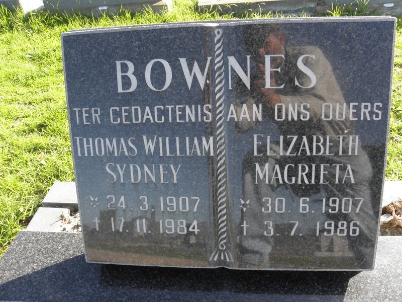 BOWNES Thomas William Sydney 1907-1984 &amp; Elizabeth Magrieta 1907-1986