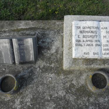 BOSHOFF Hermanus E. 1874-1954 &amp; Martha M. ROOS 1876-1951 :: BOSHOFF J.M. 1898-1969 :: VOSLOO M.M. nee BOSHOFF 1906-1940
