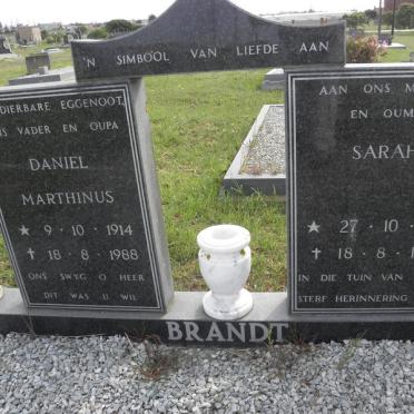 BRANDT Daniel Marthinus 1914-1988 &amp; Sarah 1917-1999