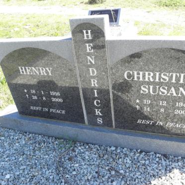 HENDRICKS Henry 1916-2000 &amp; Christina Susan 1940-2000