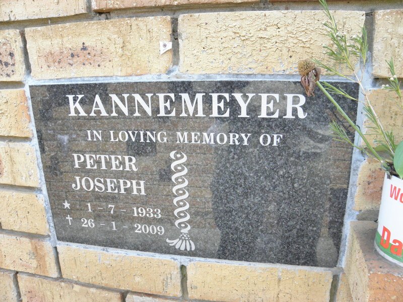 KANNEMEYER Peter Joseph 1933-2009