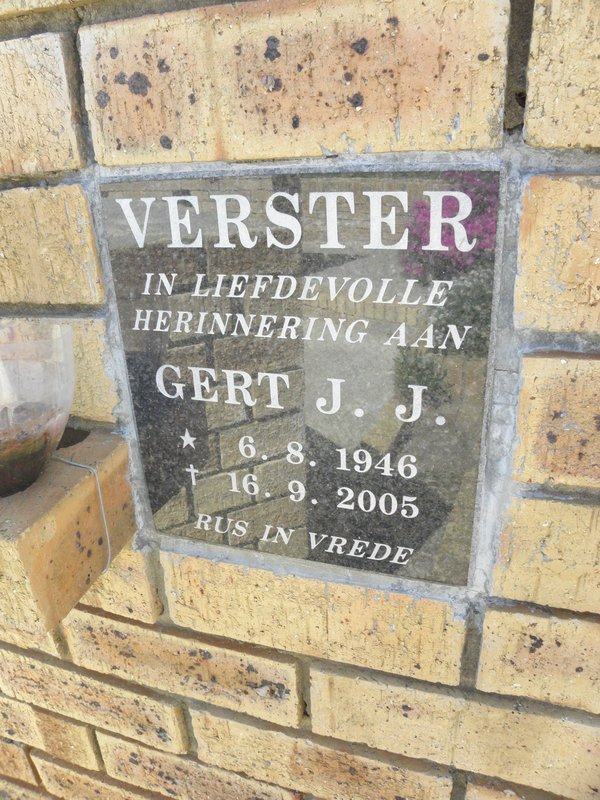 VERSTER Gert J.J. 1946-2005