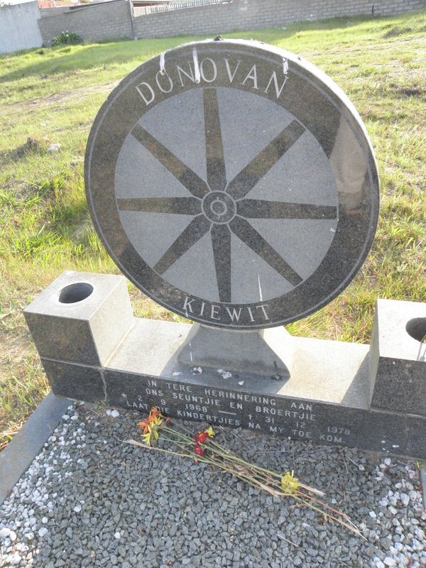 KIEWIT Donovan 1968-1978
