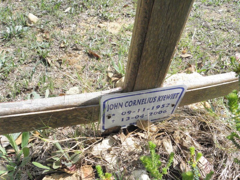 KIEWIET John Cornelius 1952-2006