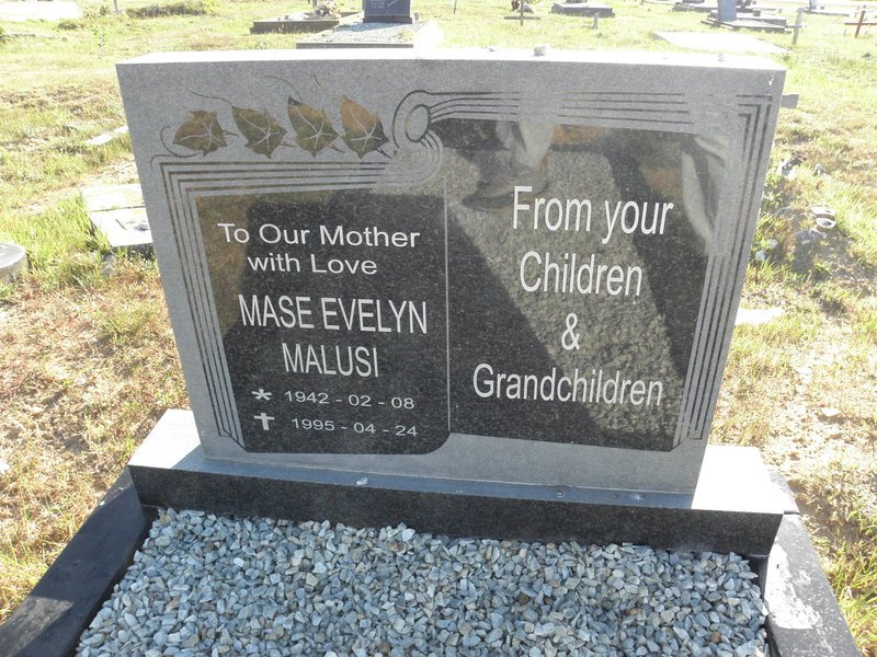 MALUSI Mase Evelyn 1942-1995