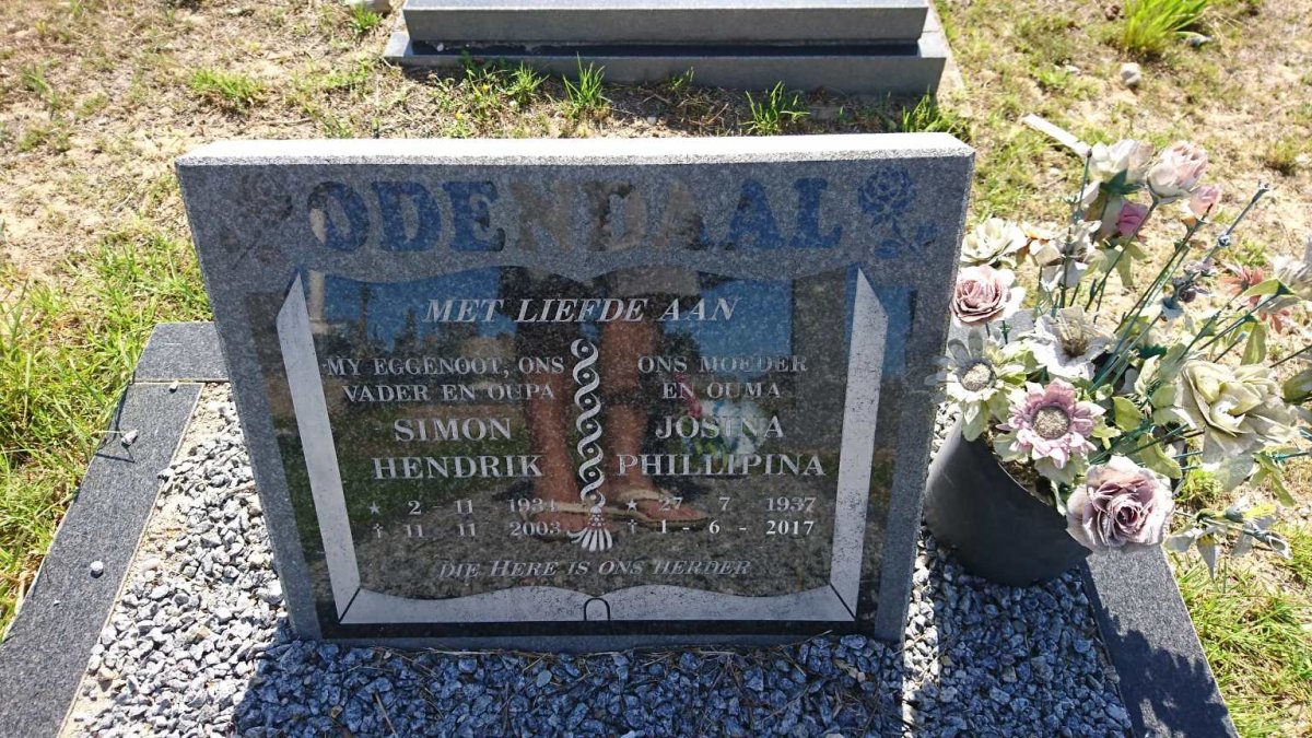 ODENDAAL Simon Hendrik 1934-2003 &amp; Josina Phillipina 1937-2017