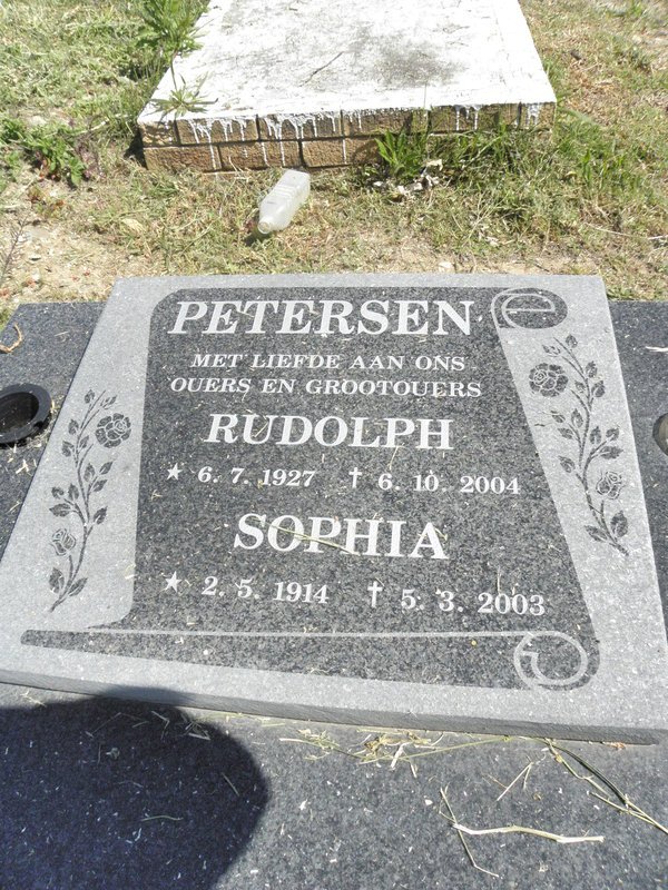 PETERSEN Rudolph 1927-2004 &amp; Sophia 1914-2003