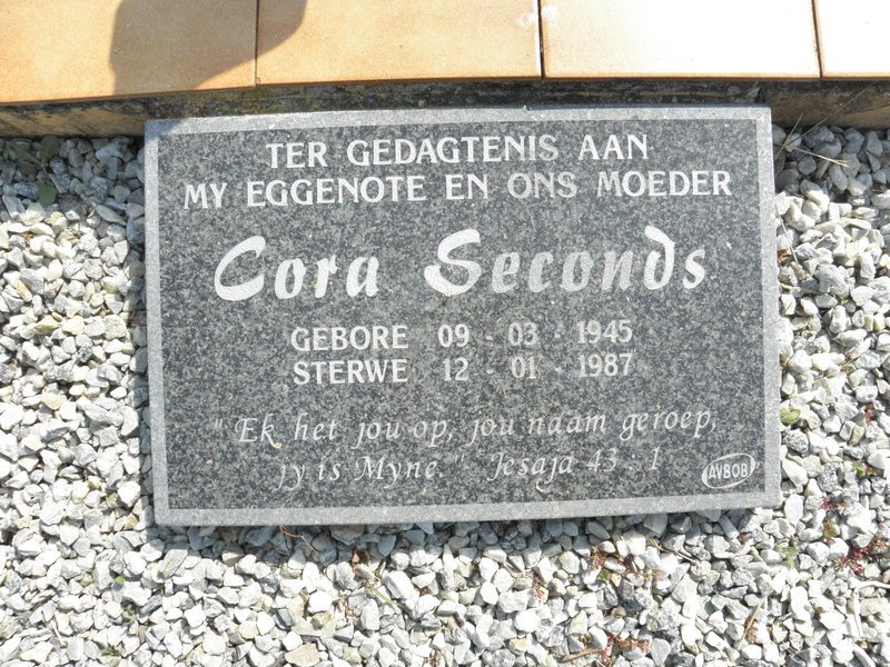 SECONDS Cora 1945-1987