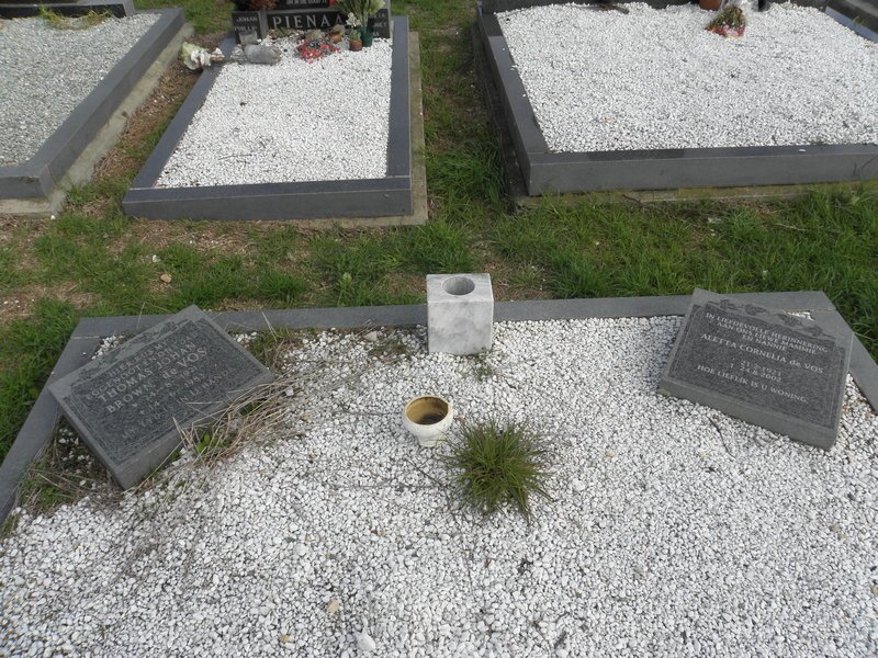 VOS Thomas Johan Brown, de 1921-1983 &amp; Aletta Cornelia 1921-2002
