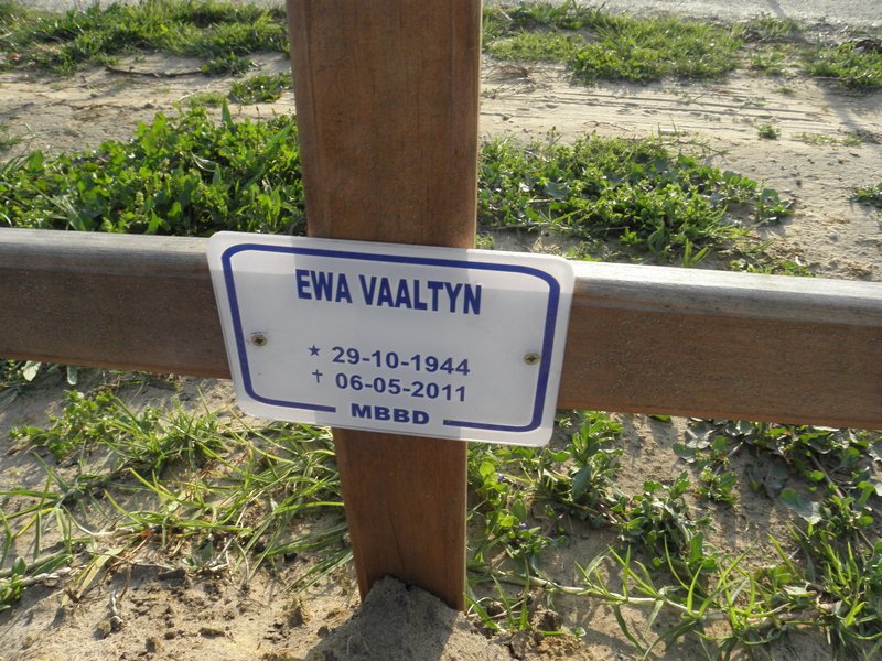 VAALTYN Ewa 1944-2011