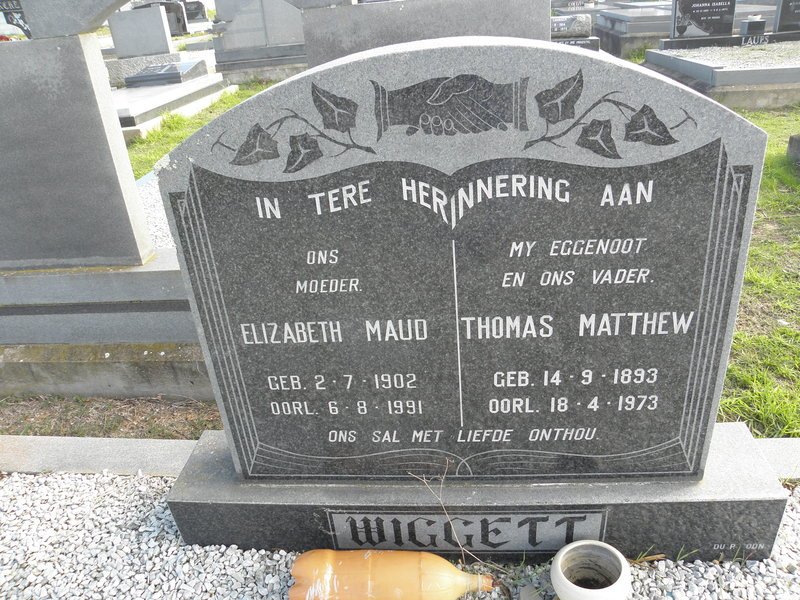 WIGGETT Thomas Matthew 1893-1973 &amp; Elizabeth Maud 1902-1991