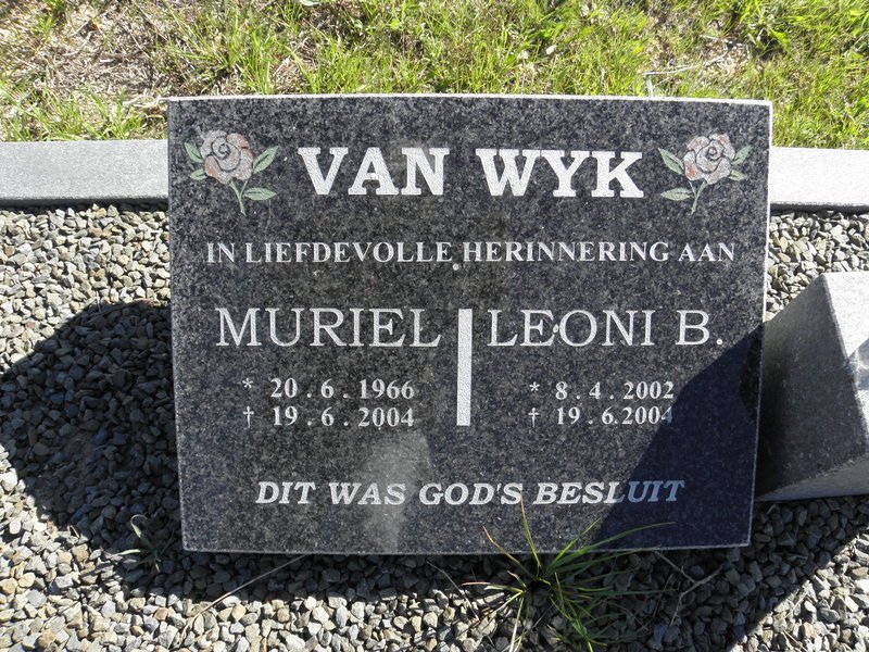WYK Muriel, van 1966-2004 :: VAN WYK Leoni B. 2002-2004
