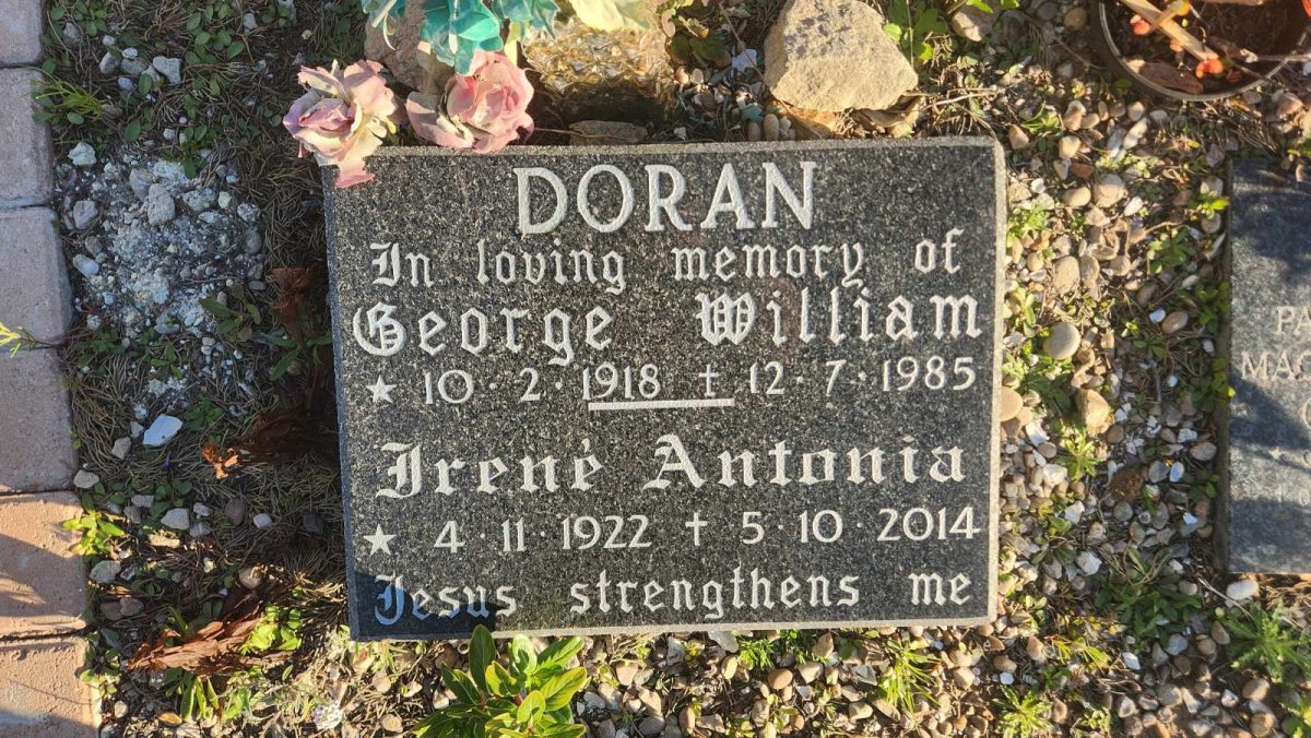 DORAN George William 1918-1985 & Irené Antonia 1922-2014