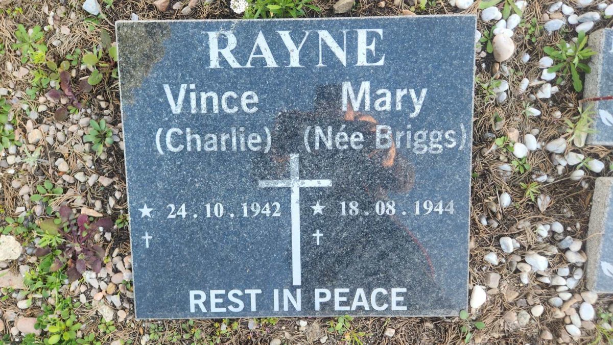RAYNE Vince 1942-  & Mary BRIGGS 1944-