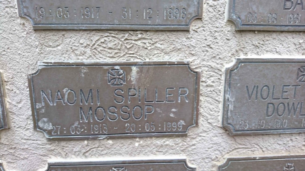 MOSSOP Naomi Spiller 1913-1999