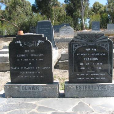 OLIVIER Hendrik Johannes 1901-1972 &amp; Maria Elizabeth Catharina ESTERHUYSE 1907-1973 :: ESTERHUYSE Francois 1939-1960