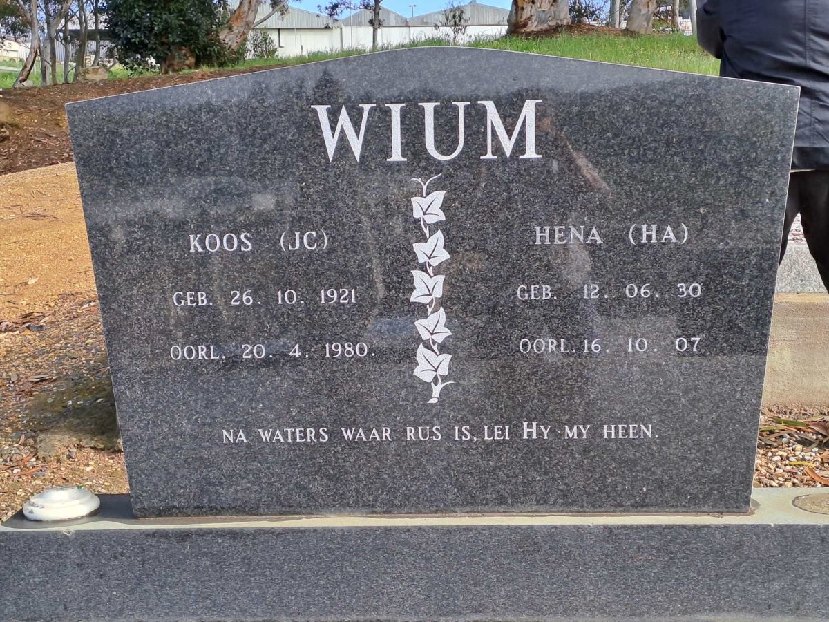 WIUM J.C. 1921-1980 &amp; H.A. 1930-2007