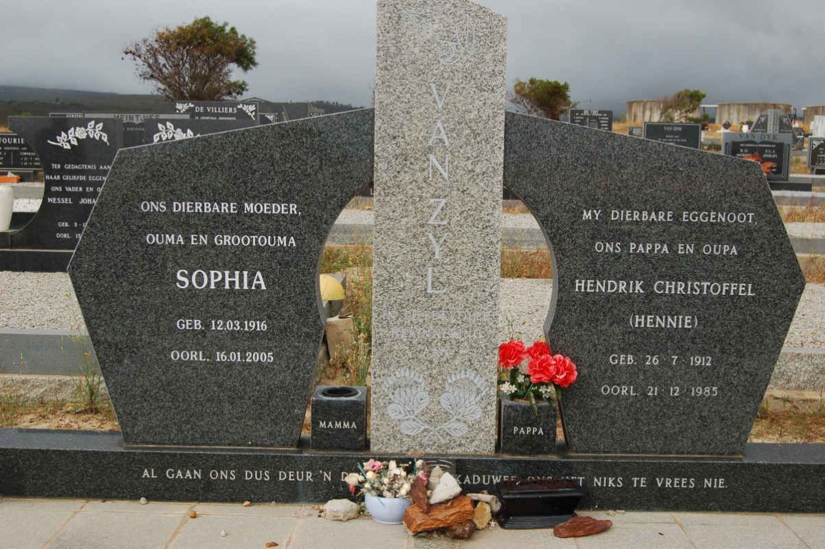 ZYL Hendrik Christoffel, van 1912-1985 &amp; Sophia 1916-2005