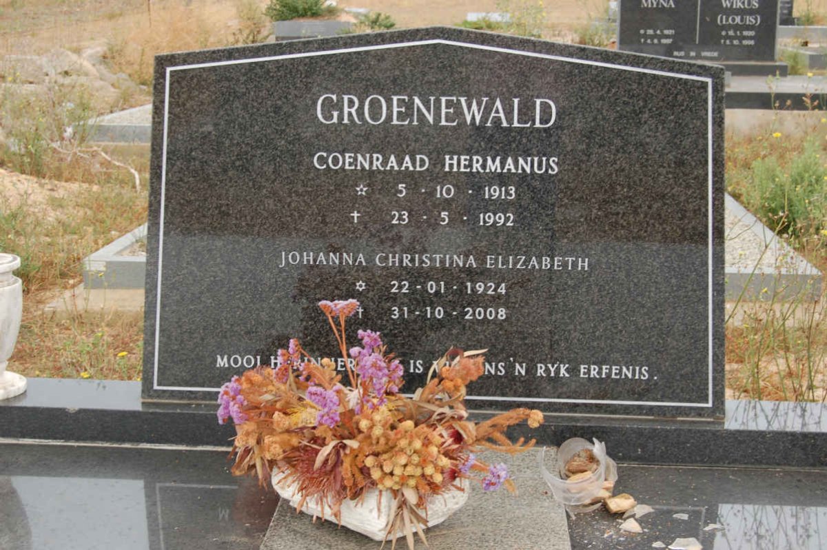 GROENEWALD Coenraad Hermanus 1913-1992 &amp; Johanna Christina Elizabeth 1924-2008